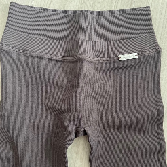 Bombshell Sportswear XS leggings - Picture 1 of 4